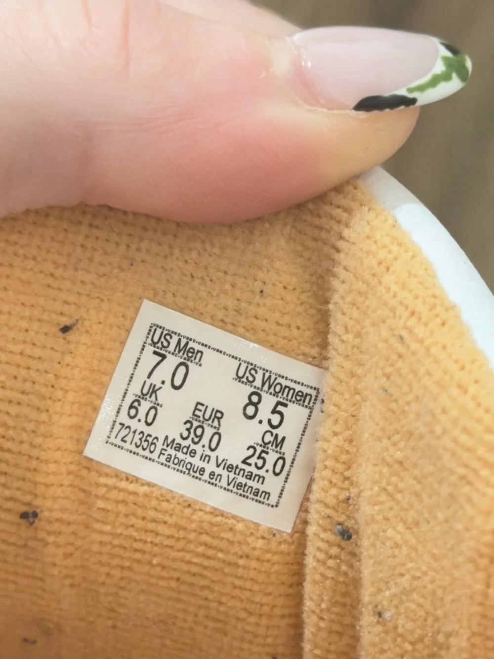 Vans White and Orange Women's Sneakers - Picture 4 of 6